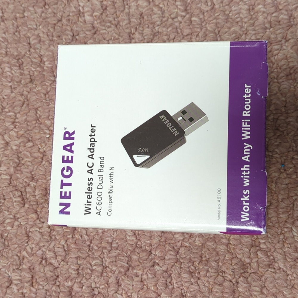 NIB Netgear WIFI USB Adapter A6100
